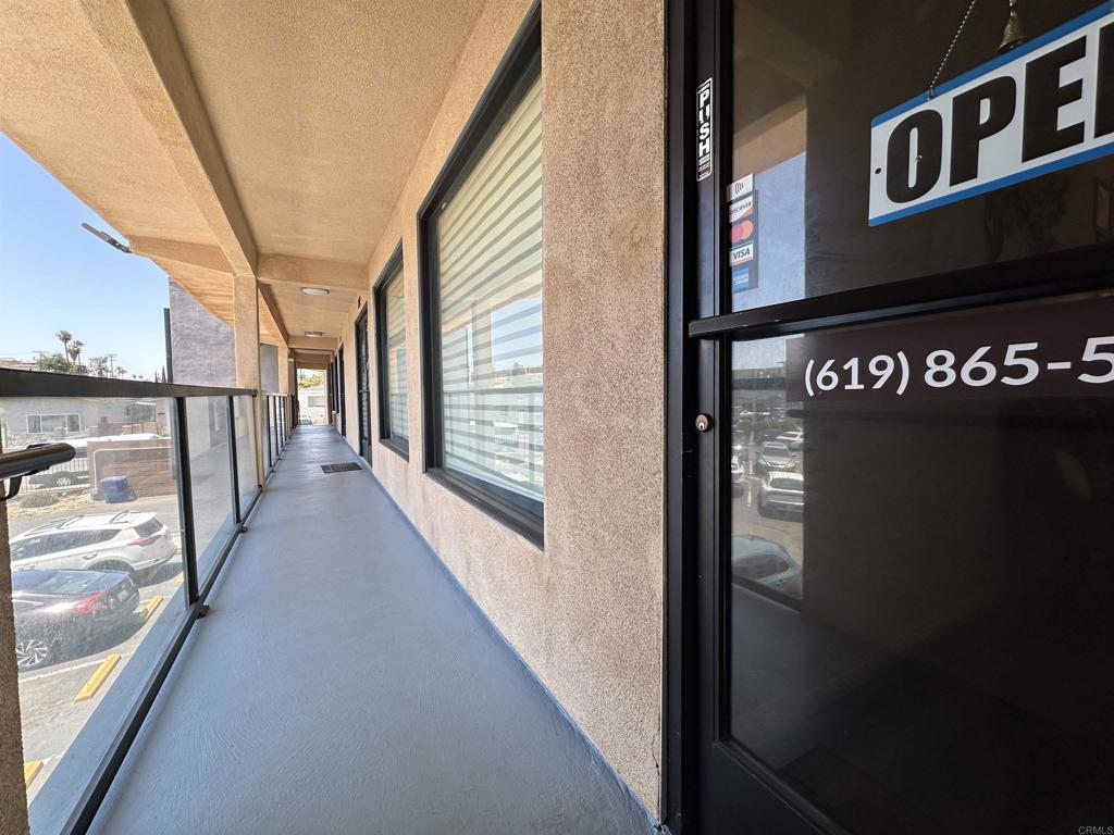 1615 E Plaza Boulevard