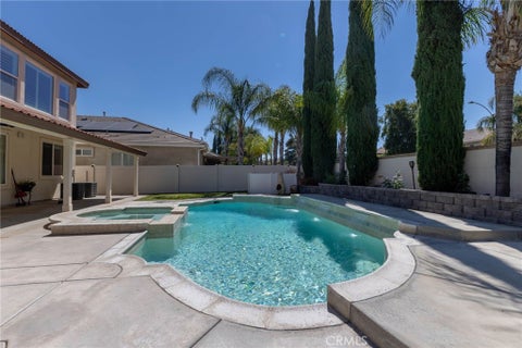 Tiny photo for 33713 Pebble Brook CIR, Temecula, CA 92592 (MLS # SW26145692)