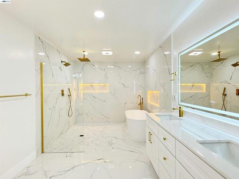 Photo of 838 Virginia Ave Ave, Lodi, CA 95242 (MLS # 41128435)