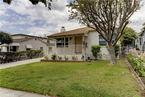 Photo of 559 E Providencia AVE, Burbank, CA 91501 (MLS # GD26114203)