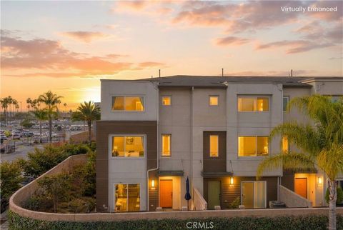 Photo of 14059 Zirconia Lane #1, Gardena, CA 90247 (MLS # SB26069348)