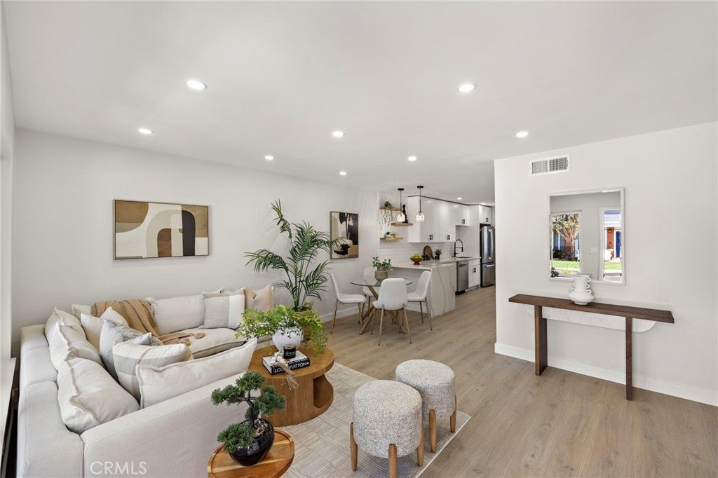 108 Danbury
