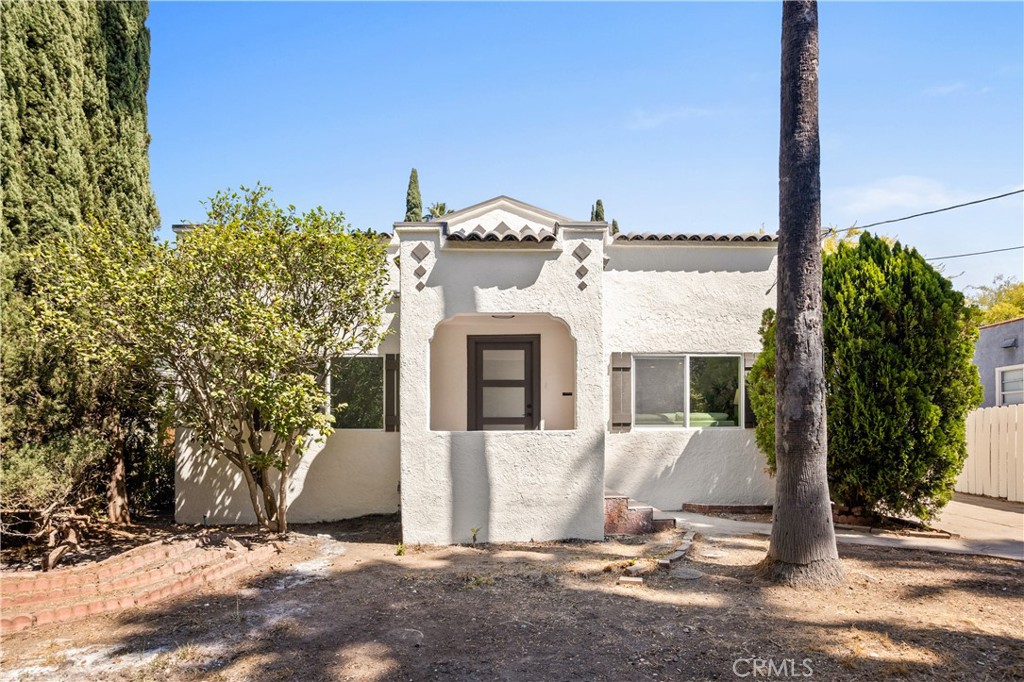 Welcome to your dream home at 1379 E Elizabeth St—a Spanish-style bungalow that’s been reimagined with precision and panache. Completely remodeled from the ground up, this move-in ready 2-bed, 1-bath home showcases everything brand new: roof, plumbing, electrical, paint, flooring, kitchen, bathroom, and more. Step inside to discover a designer kitchen featuring quartz countertops and all-new, high-quality appliances. The bathroom reflects modern elegance and functionality with updated fixtures and finishes. Underfoot, new flooring flows throughout, and fresh paint ushers in a bright, welcoming feel from every angle. Perhaps the home’s most remarkable feature is its newly built garage—complete with epoxy flooring and a split duct AC system—perfectly adapted as a home office, studio, or creative retreat. With everything fully renovated and located in Pasadena’s vibrant East Central area, 1379 E Elizabeth St offers the perfect balance of historic character, modern comfort, and practical versatility. Your next chapter begins here—absolutely nothing left to do but move in and enjoy.
