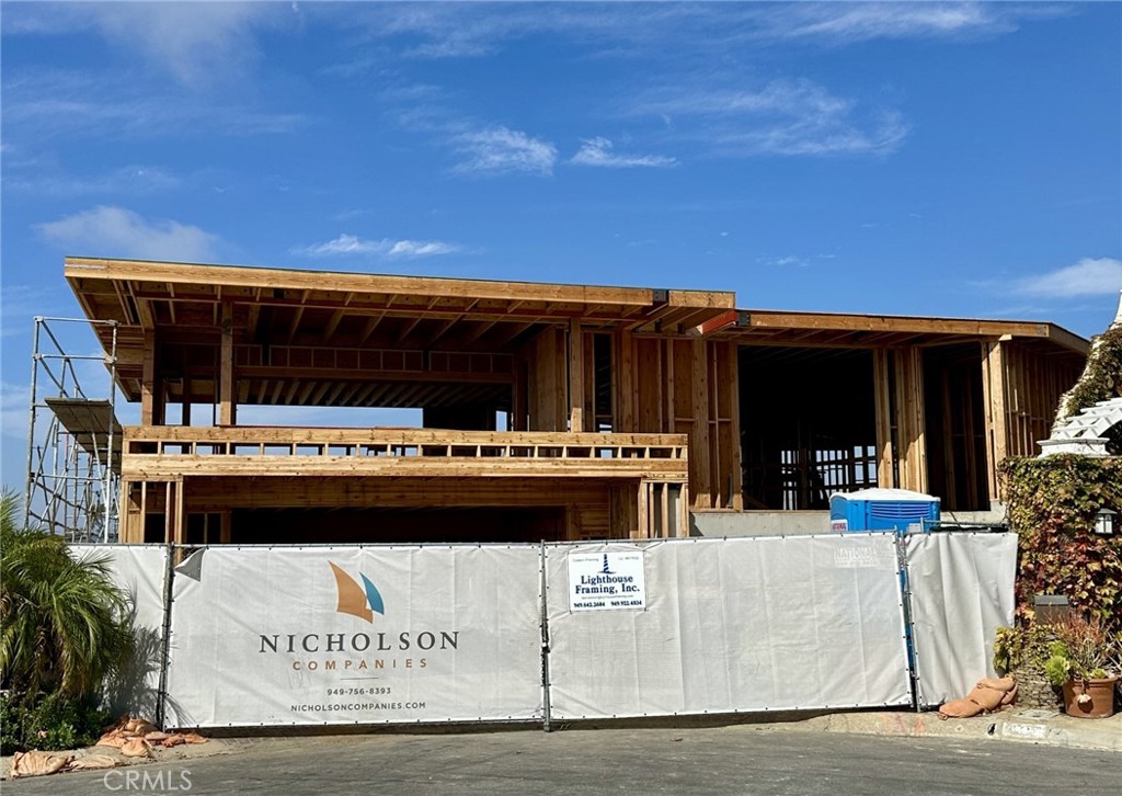 Corona Highlands (CORH) - Residential