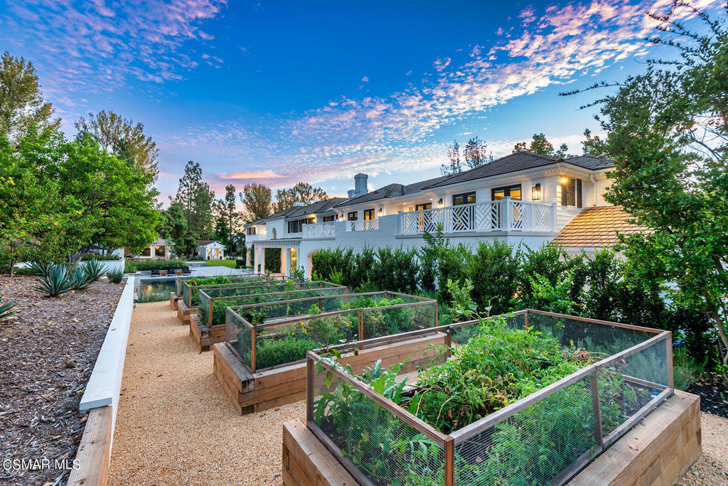 Country Club Estates NR-785 - 785 - Residential