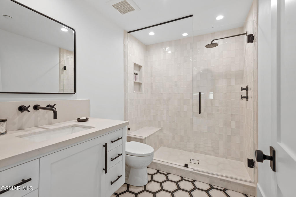 Country Club Estates NR-785 - 785 - Residential