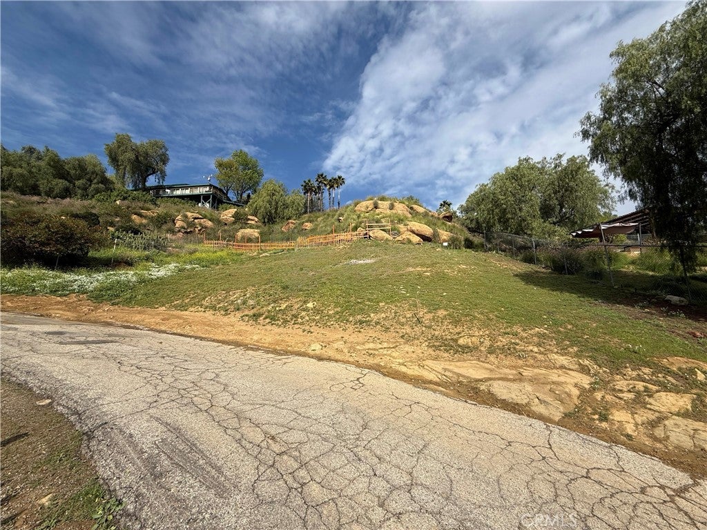 7365 Webb Rd