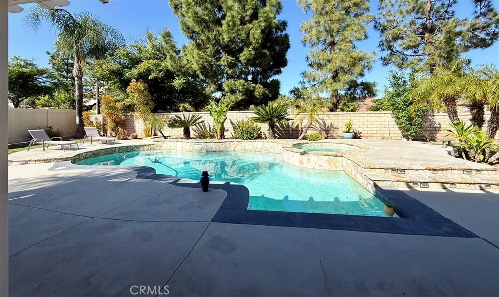 23548 Hamlin Court