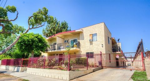 839 N Summit Avenue Pasadena CA 91103