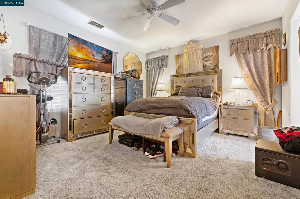 OAKLEY - Residential