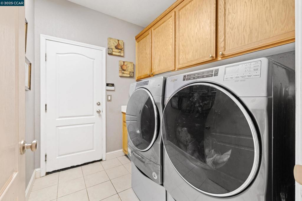 OAKLEY - Residential