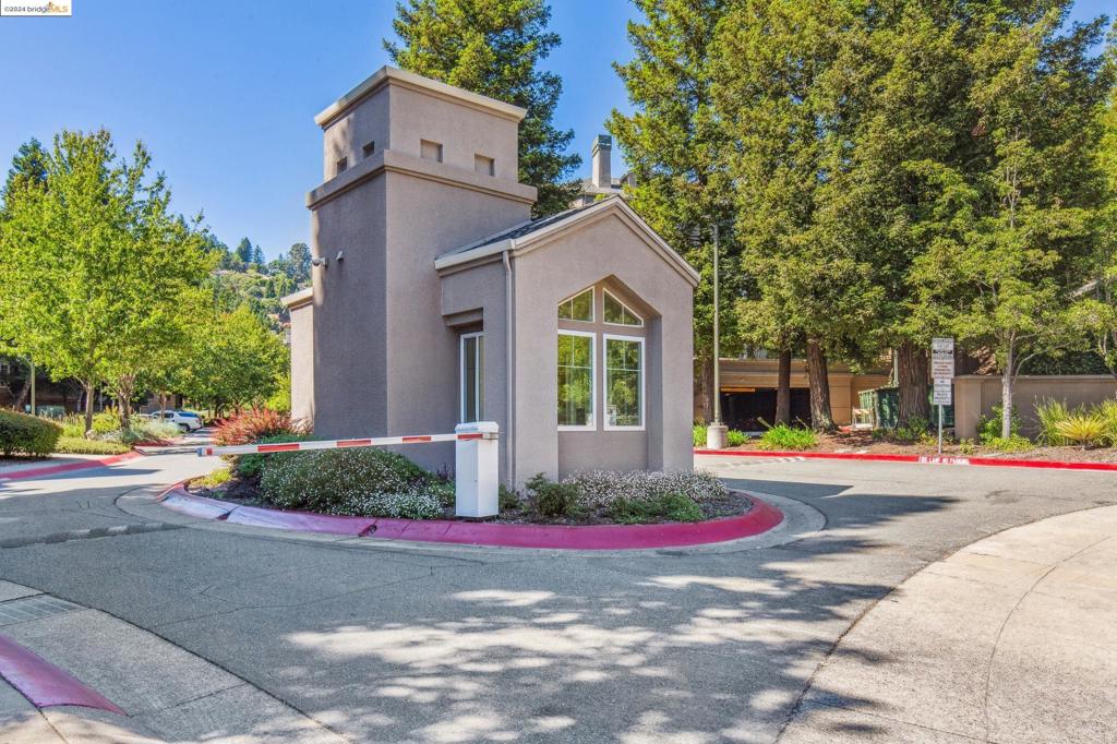 PARKWOOD - Residential