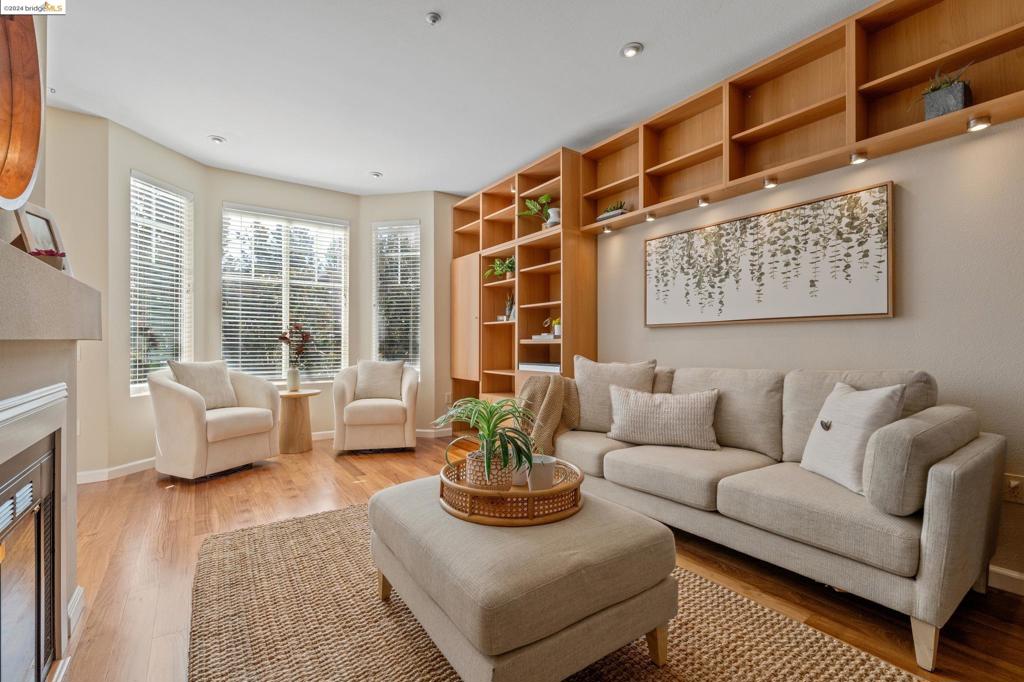 PARKWOOD - Residential