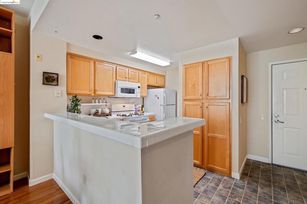 PARKWOOD - Residential