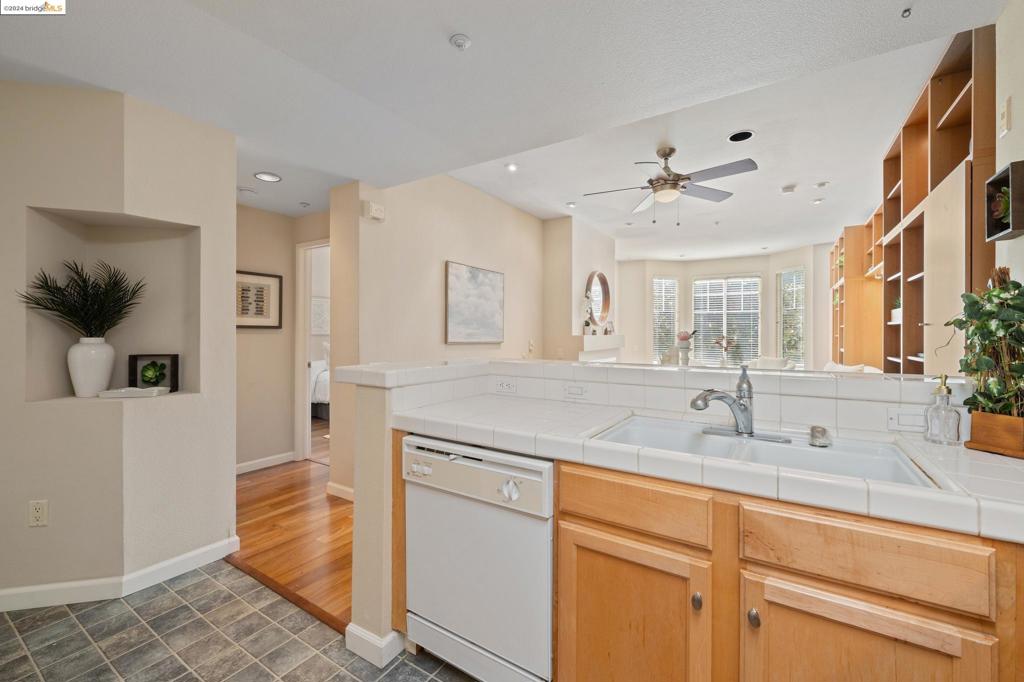 PARKWOOD - Residential