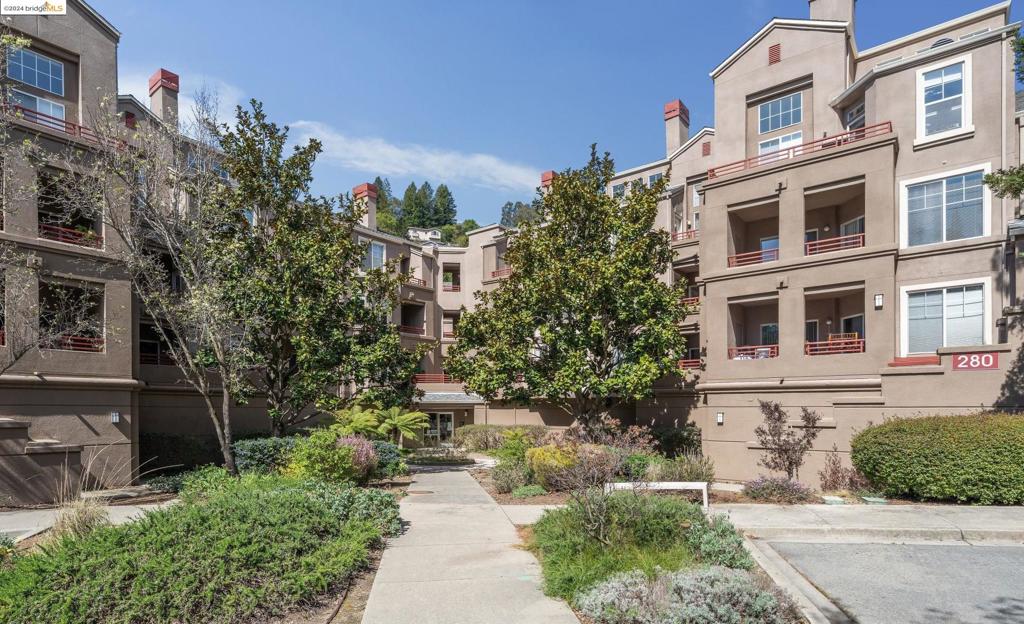 PARKWOOD - Residential