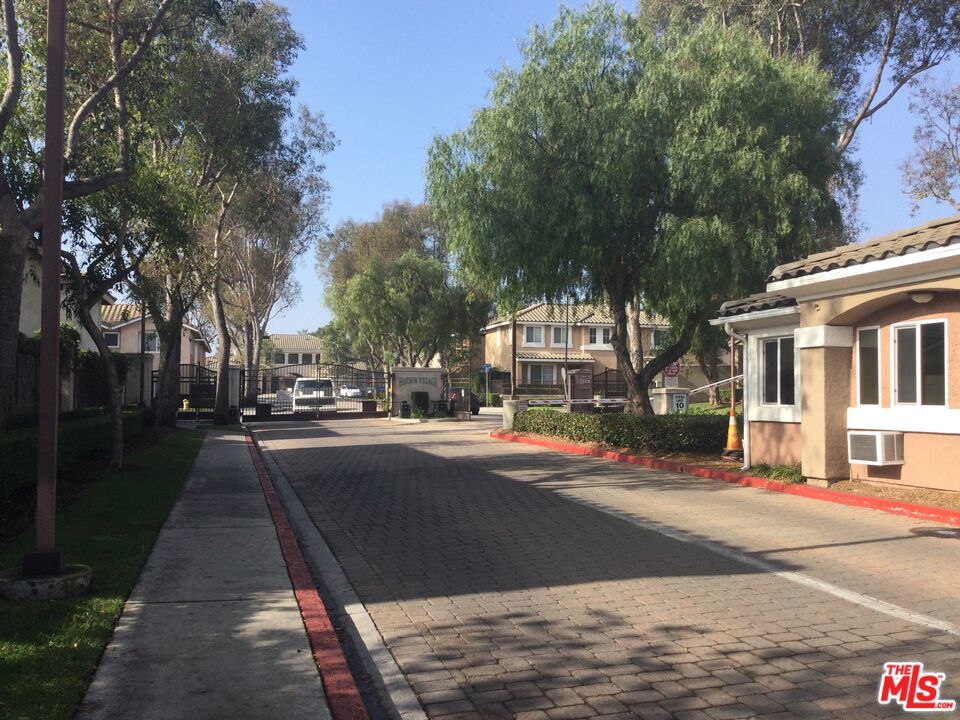 25408 Baycrest Court I