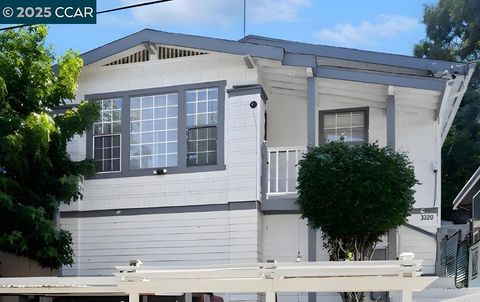 Photo of 3220 Champion St St, Oakland, CA 94602 (MLS # 41106868)