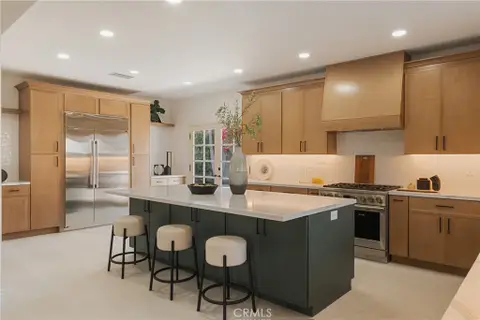 17182 Hillside Circle, Huntington Beach, CA 92649 - MLS#: OC26093458