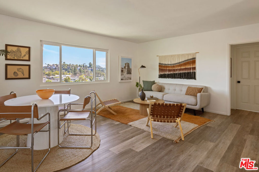 4303 Stillwell Avenue