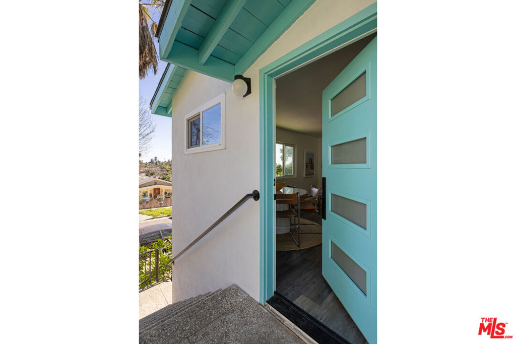 4303 Stillwell Avenue