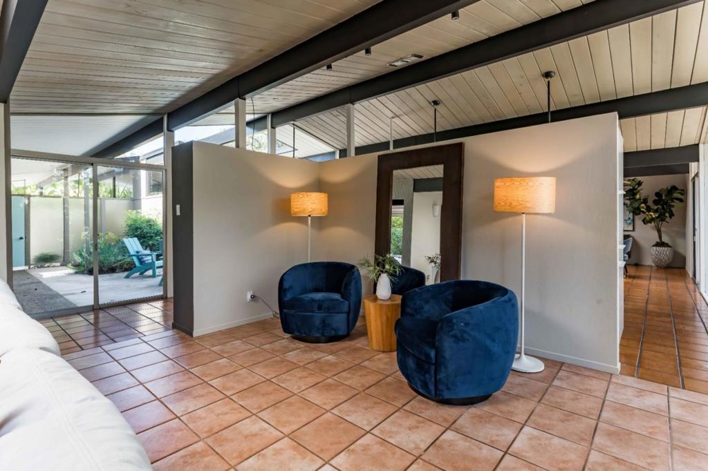 779 Holly Oak Drive