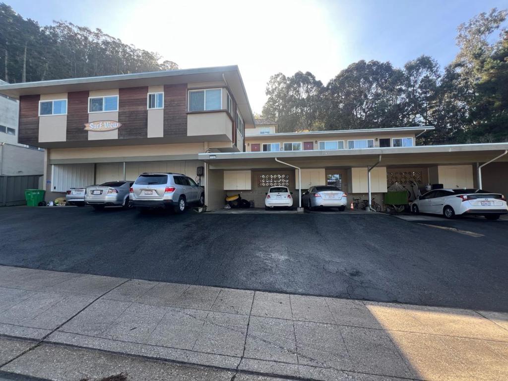 Upper floor 1 bedroom, 1 bathroom, approximately 600 sq ft apartment in 10-unit apartment complex on quiet street. Close to the best beach in Pacifica - Linda Mar Beach! Also close to shopping and hiking trails. Unit has been upgraded with new cabinets, granite countertops, stainless steel appliances and bathroom vanity. Located on a quiet street with no through traffic and a safe and secure neighborhood. Regular on-site maintenance and community laundry room. 1 car carport and extra storage. Contact agent for showing.