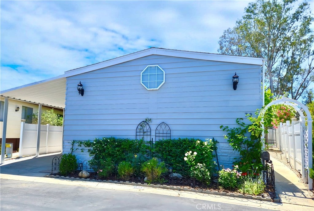 23777 Mulholland Hwy SPC 73