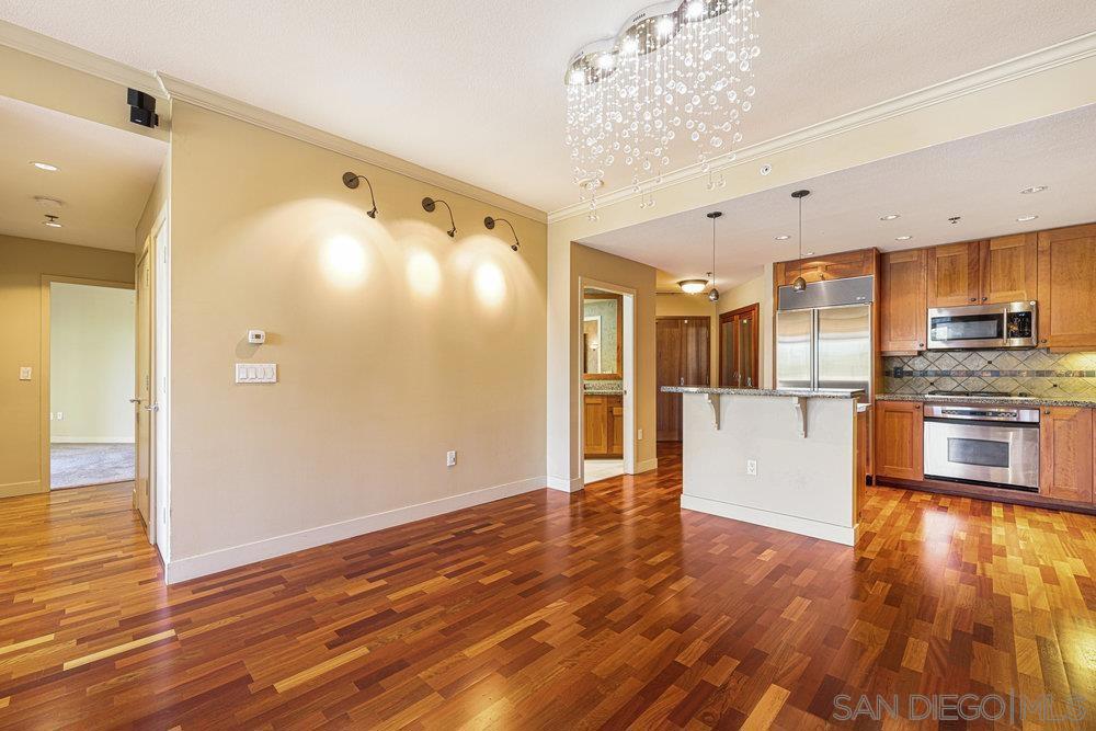 700 W Harbor 608