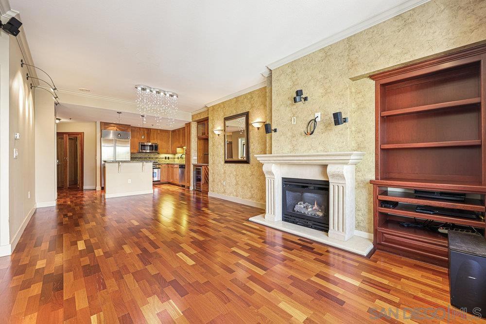 700 W Harbor 608