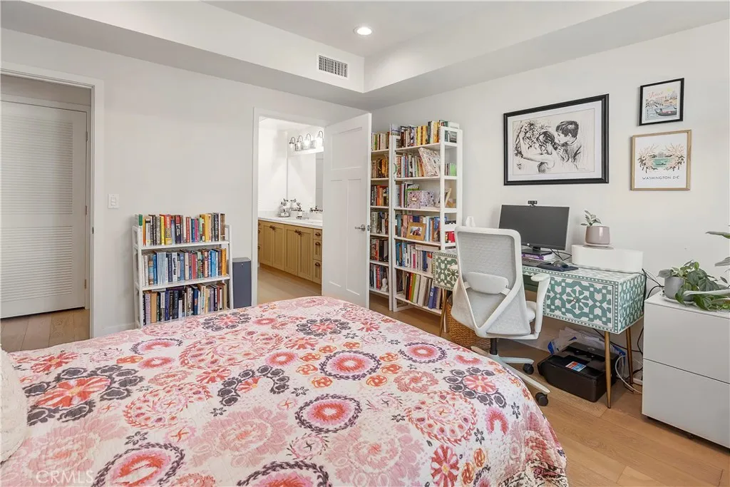 Palos Verdes Peninsula, California 90274, United States, 2 Bedrooms Bedrooms, ,2 BathroomsBathrooms,Residential,Active,176233