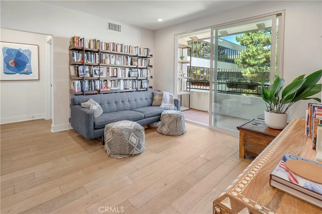 Palos Verdes Peninsula, California 90274, United States, 2 Bedrooms Bedrooms, ,2 BathroomsBathrooms,Residential,Active,176233