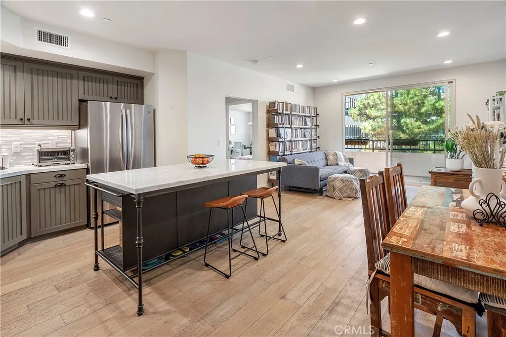 Palos Verdes Peninsula, California 90274, United States, 2 Bedrooms Bedrooms, ,2 BathroomsBathrooms,Residential,Active,176233