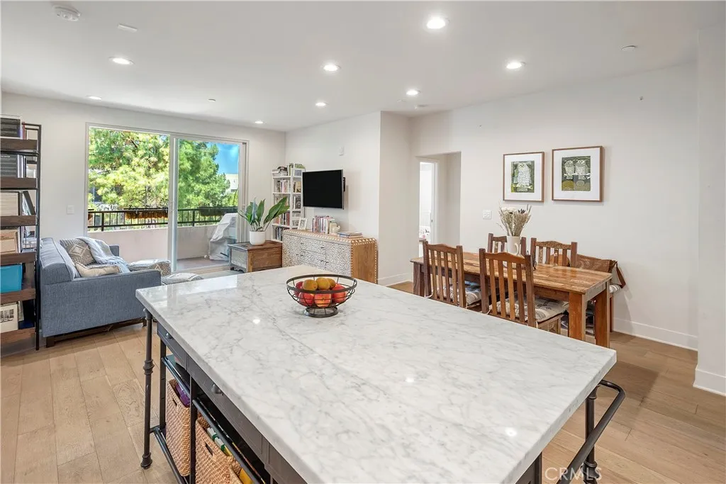 Palos Verdes Peninsula, California 90274, United States, 2 Bedrooms Bedrooms, ,2 BathroomsBathrooms,Residential,Active,176233