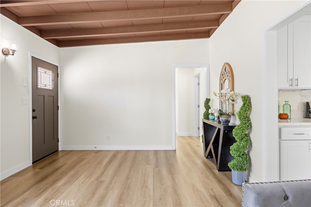 4003 Puente Avenue