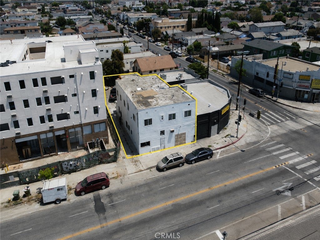 5324 S Hoover