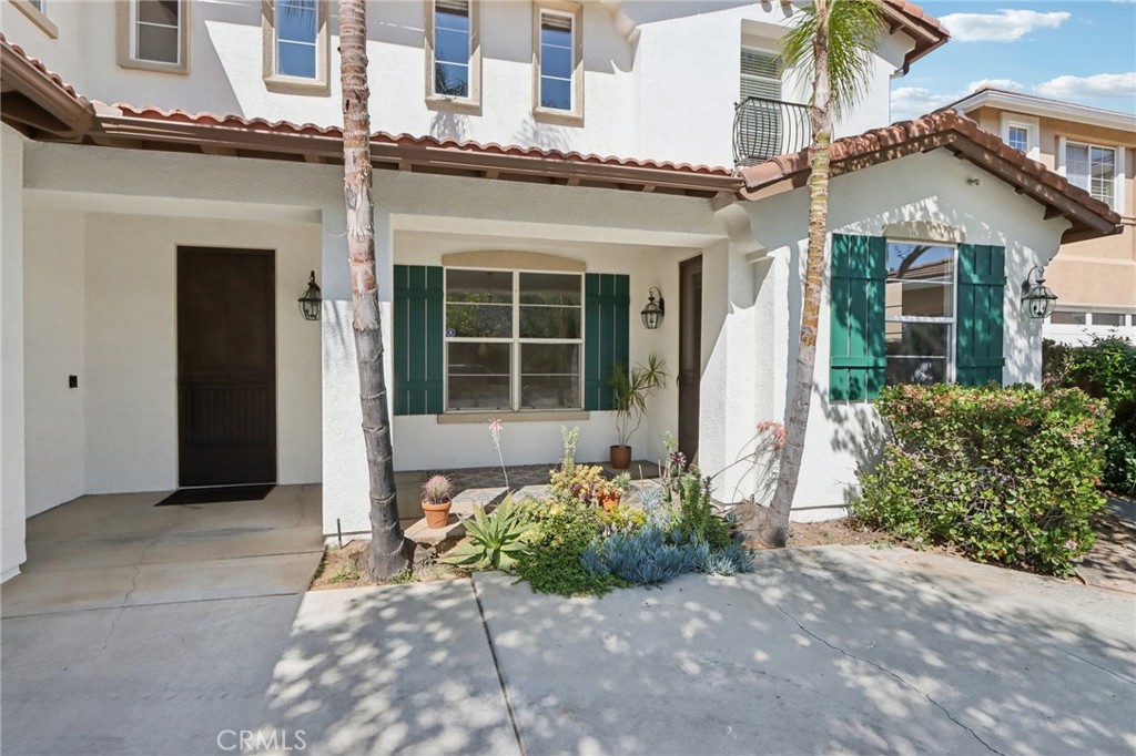1041 Stanislaus Dr.