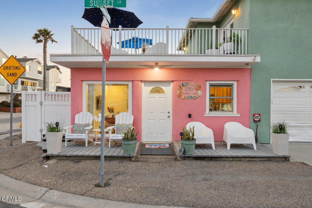 3701 Sunset Lane