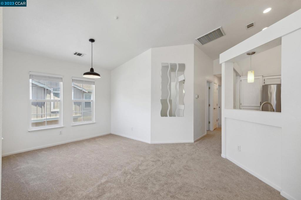 CA HIGHLANDS - Residential