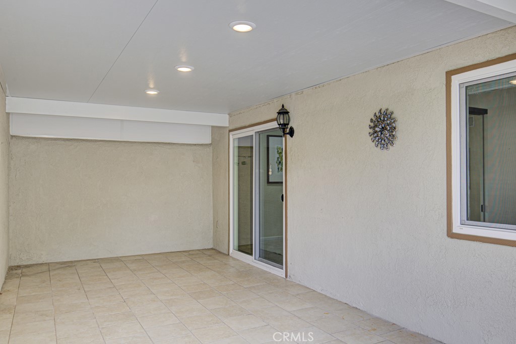 5468 Paseo Del Lago E C