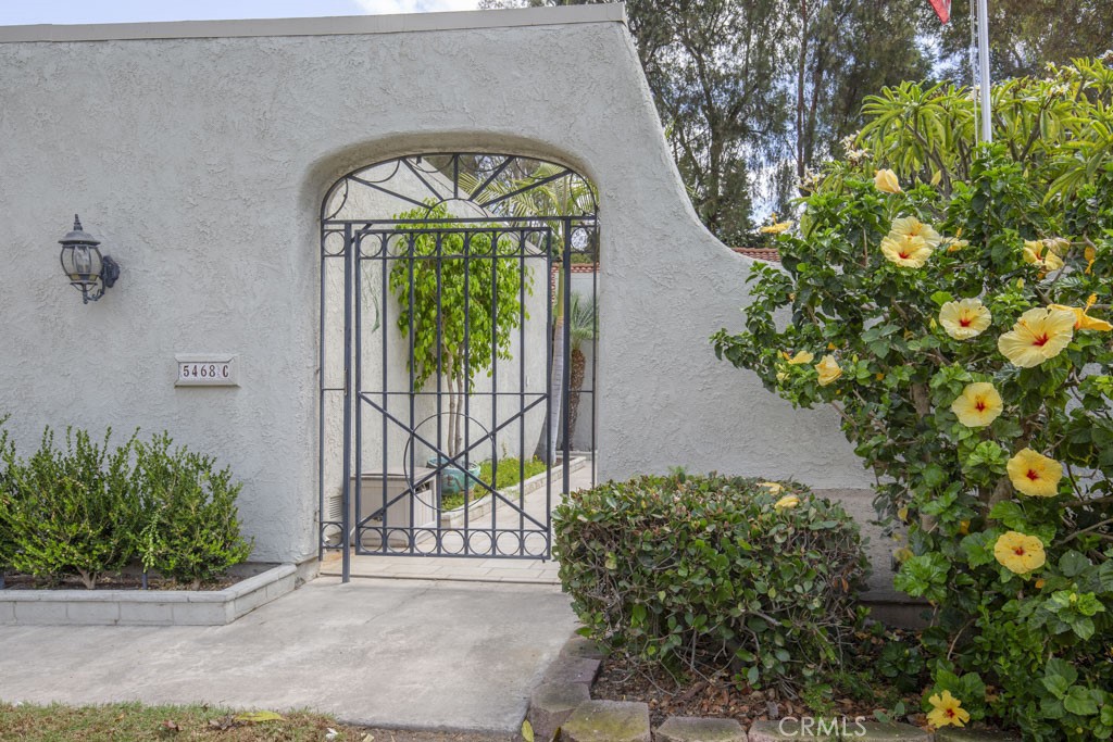 5468 Paseo Del Lago E C