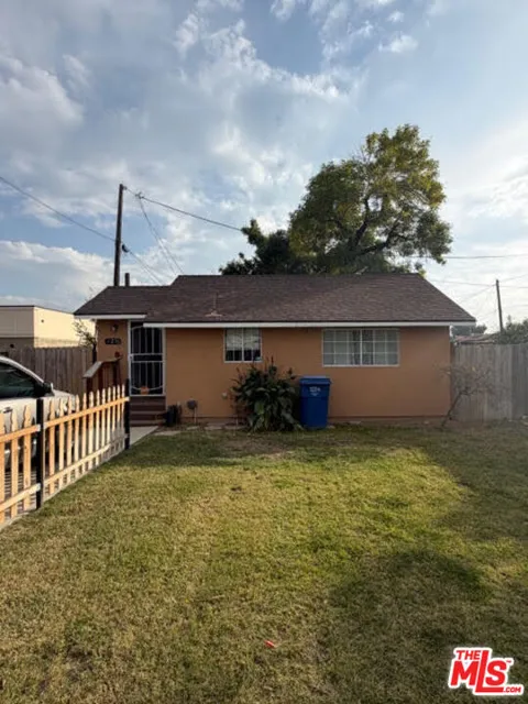 121 Roberts Lane, Bakersfield, CA 93308 - MLS#: 25609153