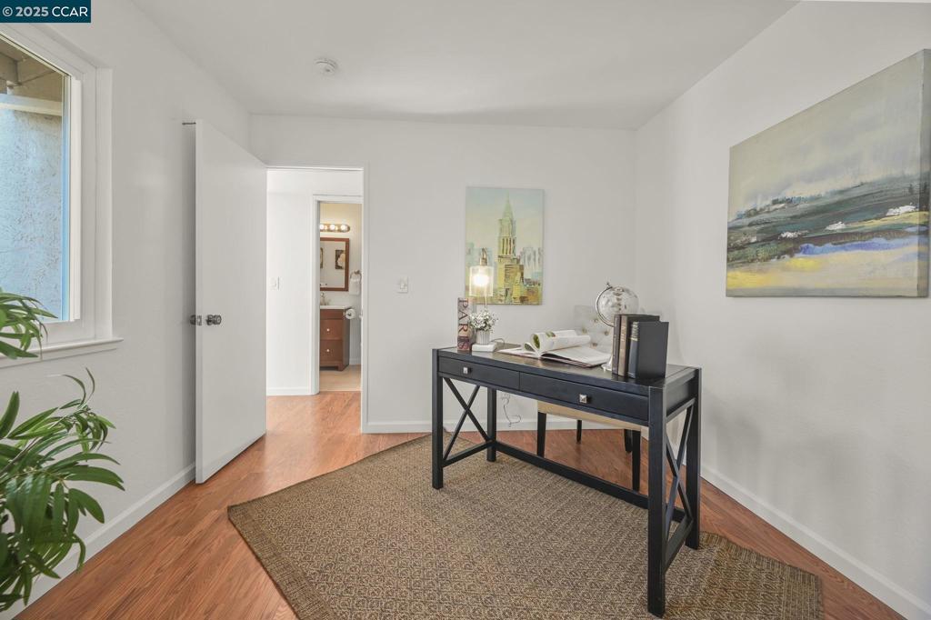 MARSHCREEK VILLA - Residential