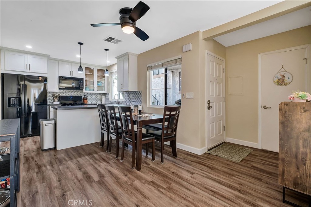 950 W Lambert Road 30