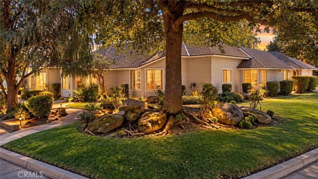 10779 N Silver Lake
