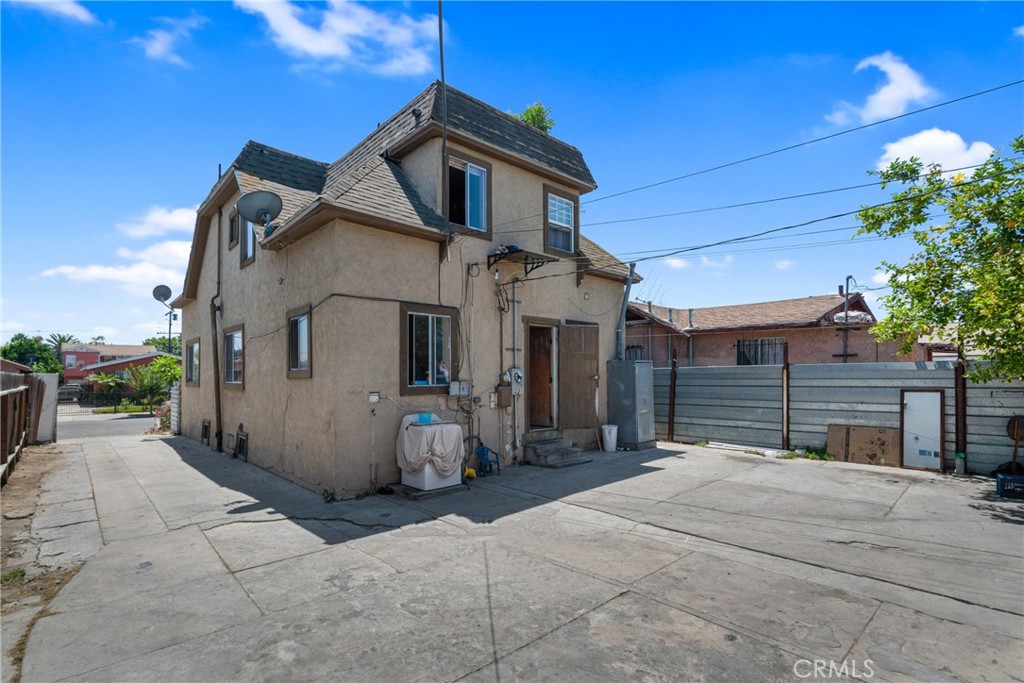 229 W 82nd Street