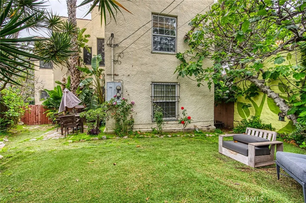 Los Angeles, California 90019, United States, ,Residential,Active,162291