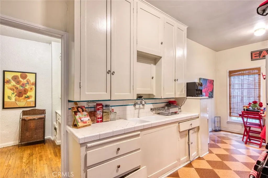 Los Angeles, California 90019, United States, ,Residential,Active,162291