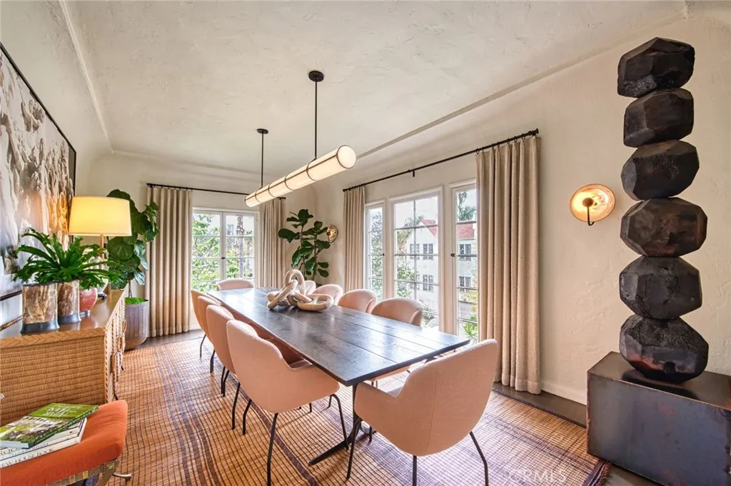 Los Angeles, California 90019, United States, ,Residential,Active,162291