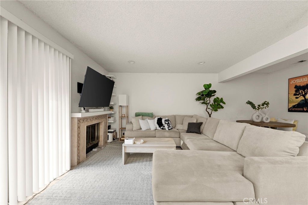 12205 Foster Road
